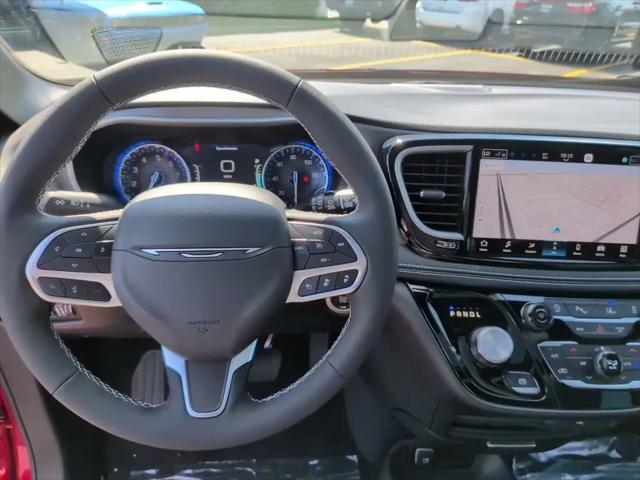 2027 Chrysler Pacifica Select AWD