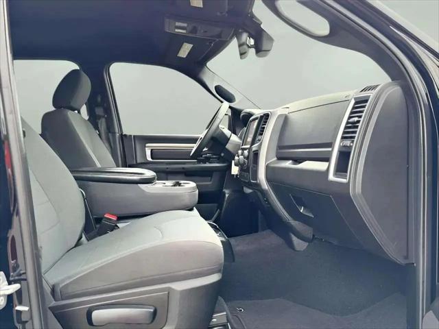 2022 Ram 1500 Classic Warlock Crew Cab 4x4 5'7" Box