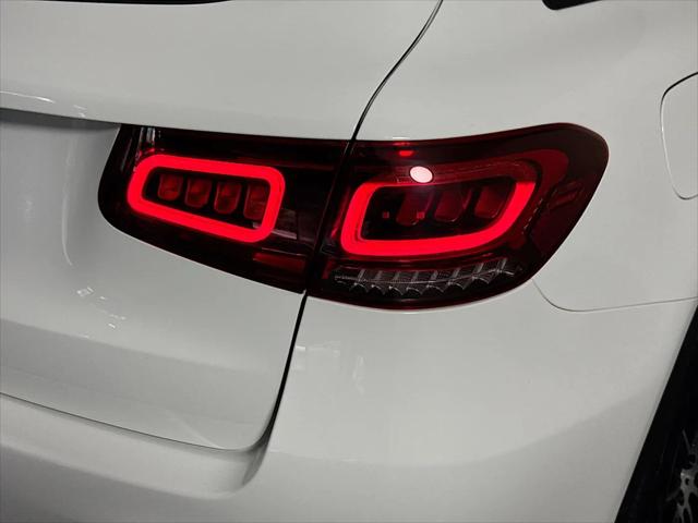 2022 Mercedes-Benz GLC SUV