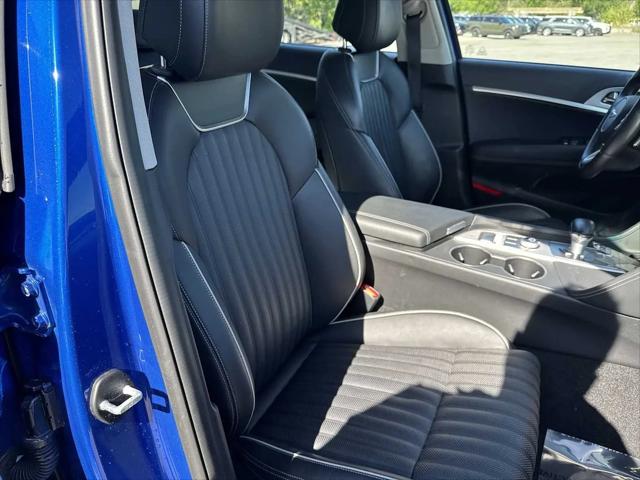 2021 Genesis G70 3.3T RWD