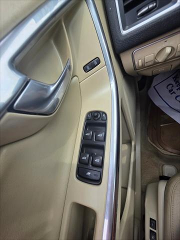 2016 Volvo XC60 T5 Drive-E Premier
