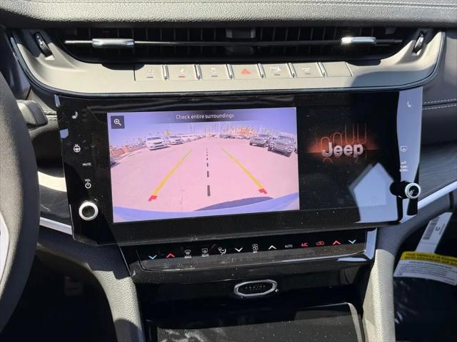 2026 Jeep Grand Cherokee Altitude 4x2