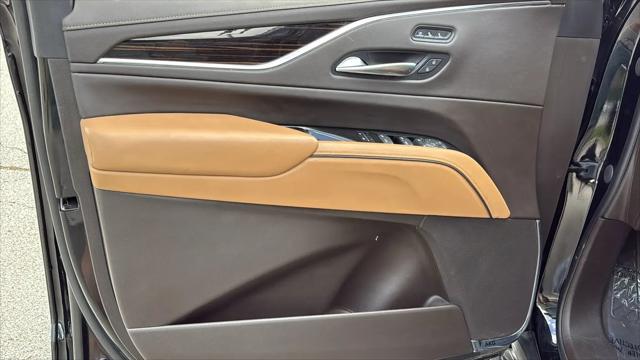2023 Cadillac Escalade ESV 4WD Sport