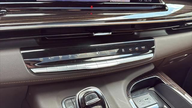 2023 Cadillac Escalade ESV 4WD Sport