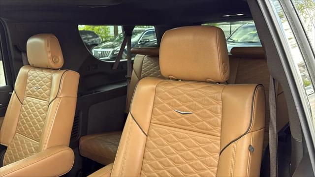 2023 Cadillac Escalade ESV 4WD Sport