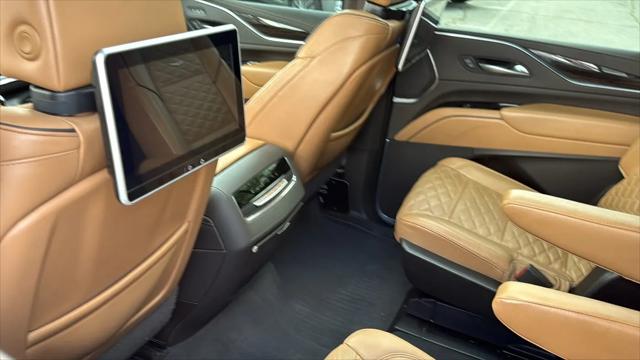 2023 Cadillac Escalade ESV 4WD Sport