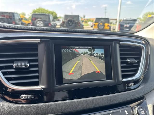 2018 Chrysler Pacifica Touring L