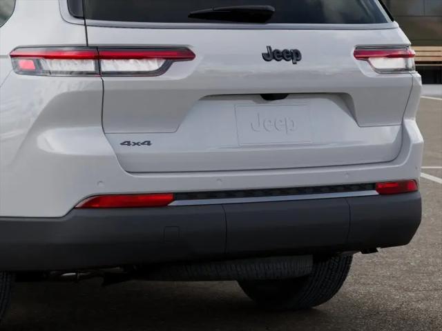 2026 Jeep Grand Cherokee L Altitude 4x4