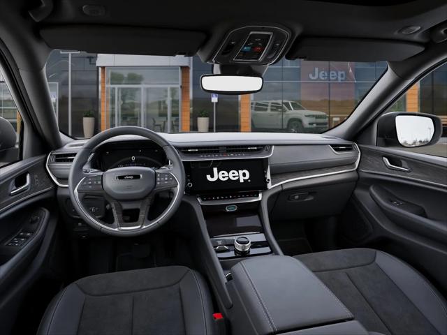 2026 Jeep Grand Cherokee L Altitude 4x4