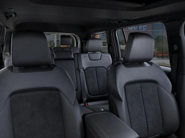 2026 Jeep Grand Cherokee L Altitude 4x4