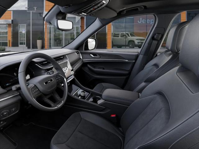 2026 Jeep Grand Cherokee L Altitude 4x4
