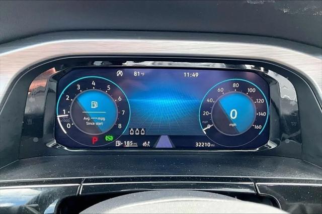 2025 Volkswagen Atlas Cross Sport 2.0T SE w/Technology