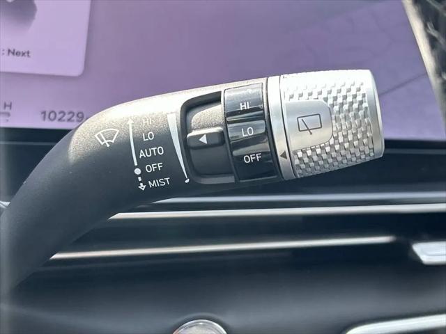 2025 Genesis GV80 2.5T Standard AWD