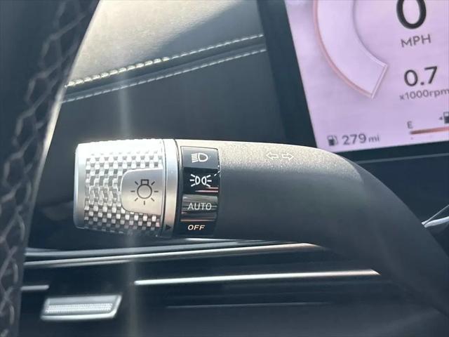 2025 Genesis GV80 2.5T Standard AWD