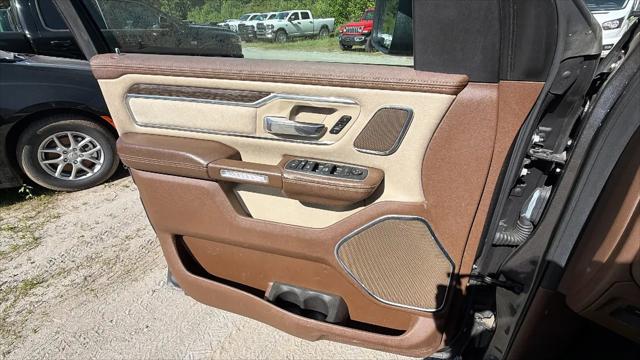 2019 Ram 1500 Laramie Crew Cab 4x4 5'7" Box