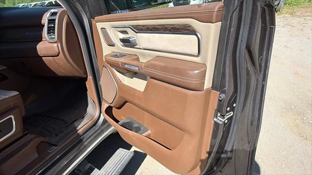 2019 Ram 1500 Laramie Crew Cab 4x4 5'7" Box