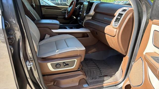 2019 Ram 1500 Laramie Crew Cab 4x4 5'7" Box