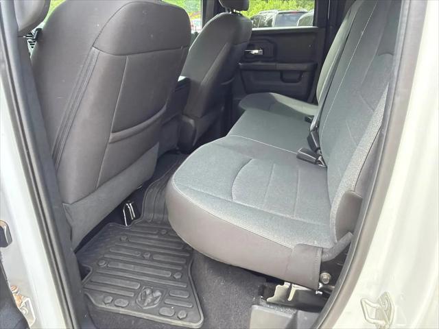 2023 Ram 1500 Classic Warlock Quad Cab 4x4 6'4" Box