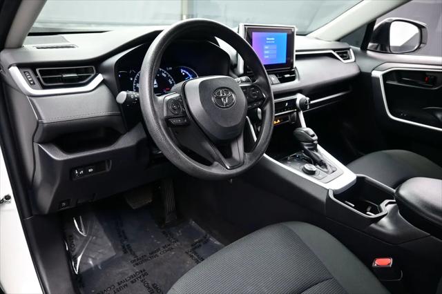 2024 Toyota RAV4 Hybrid LE