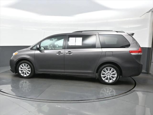 2013 Toyota Sienna XLE 7 Passenger