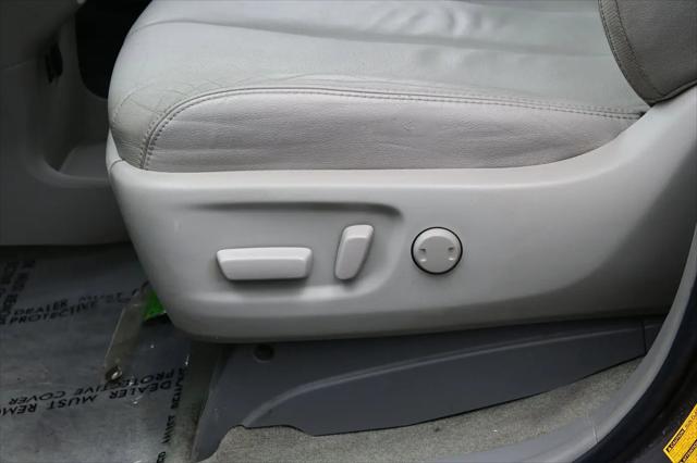2013 Toyota Sienna XLE 7 Passenger