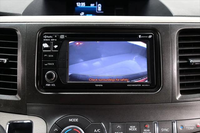 2013 Toyota Sienna XLE 7 Passenger