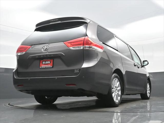 2013 Toyota Sienna XLE 7 Passenger