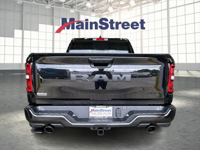 2026 Ram 1500 Express Crew Cab 4x4 5'7" Box