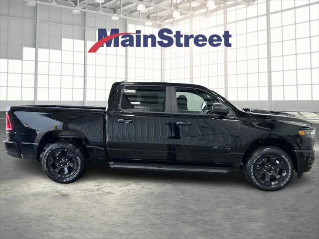 2026 Ram 1500 Express Crew Cab 4x4 5'7" Box