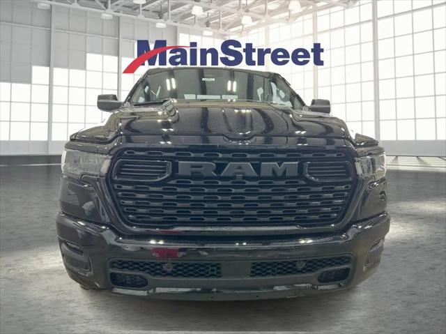 2026 Ram 1500 Express Crew Cab 4x4 5'7" Box