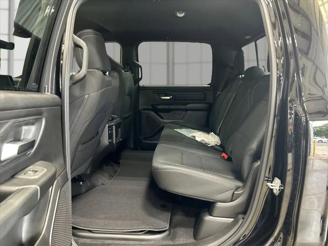2026 Ram 1500 Express Crew Cab 4x4 5'7" Box