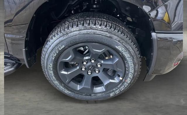 2026 Ram 1500 Express Crew Cab 4x4 5'7" Box