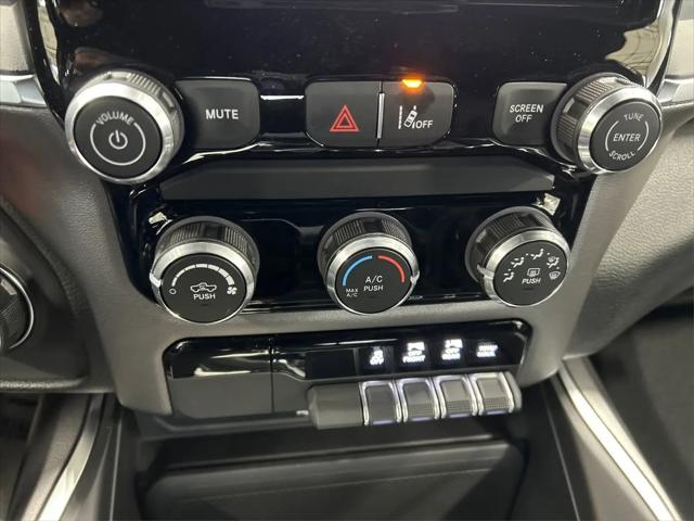 2026 Ram 1500 Express Crew Cab 4x4 5'7" Box