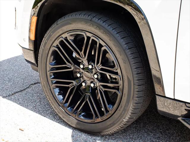 2024 Jeep Wagoneer Series II Carbide 4x4