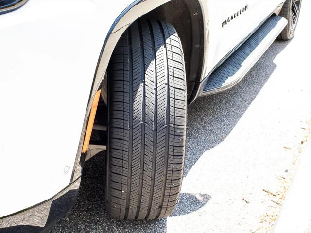 2024 Jeep Wagoneer Series II Carbide 4x4