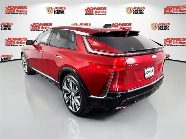 2024 Cadillac iQ Luxury w/1SE