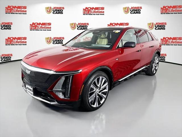 2024 Cadillac iQ Luxury w/1SE