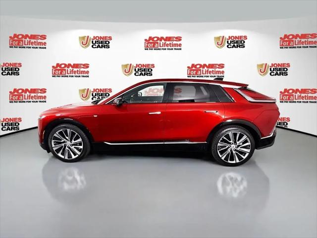 2024 Cadillac iQ Luxury w/1SE