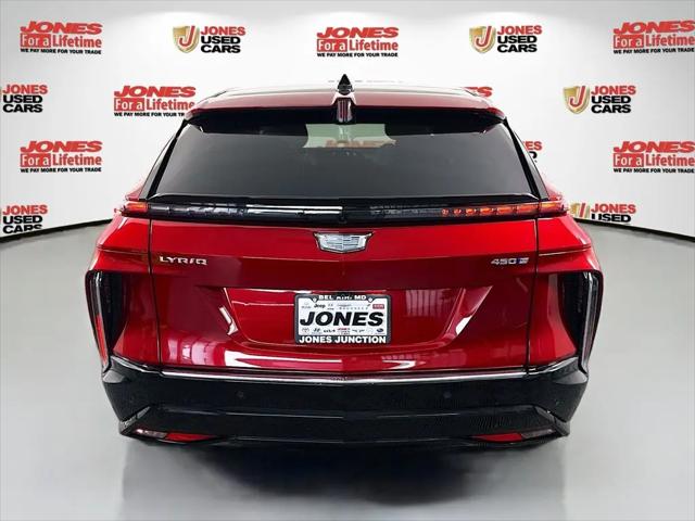 2024 Cadillac iQ Luxury w/1SE