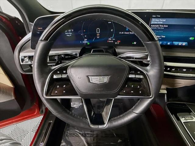 2024 Cadillac iQ Luxury w/1SE
