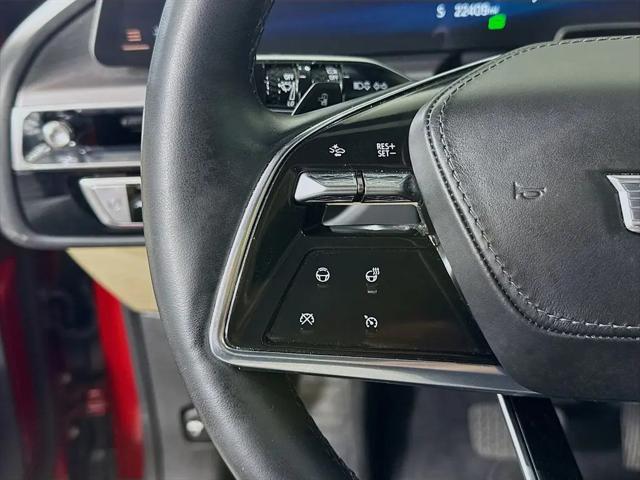 2024 Cadillac iQ Luxury w/1SE