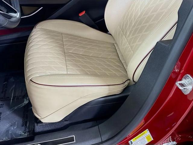 2024 Cadillac iQ Luxury w/1SE