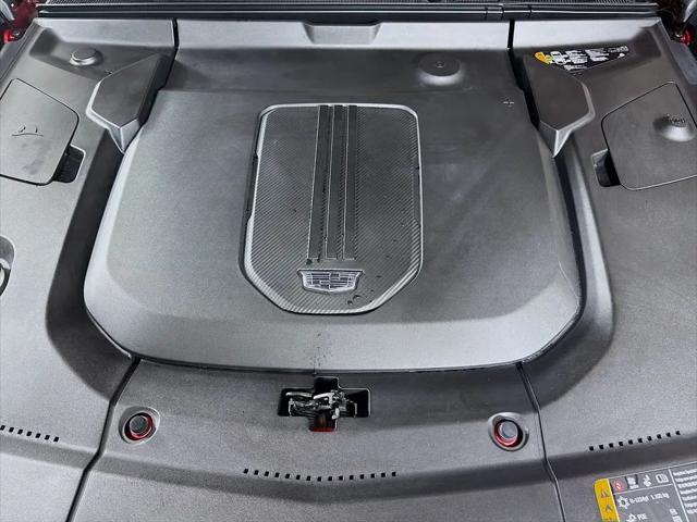 2024 Cadillac iQ Luxury w/1SE
