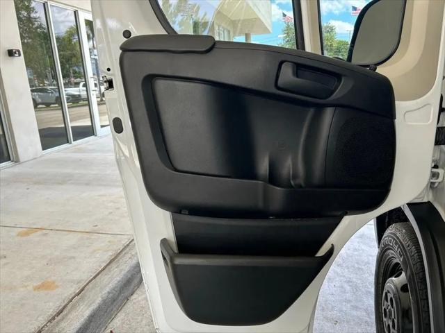 2022 Ram ProMaster 2500 Window Van High Roof 159" WB