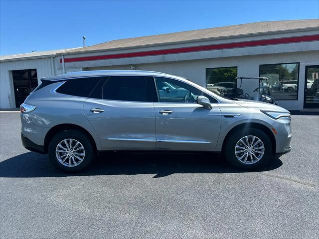 2024 Buick Enclave Essence FWD