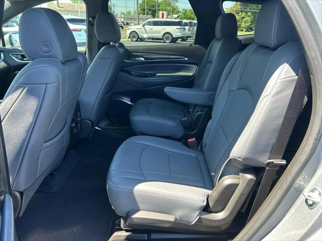 2024 Buick Enclave Essence FWD