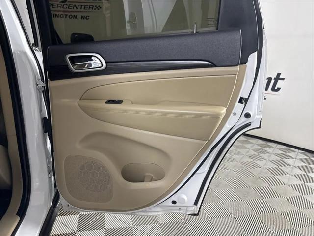 2021 Jeep Grand Cherokee Laredo E 4x2