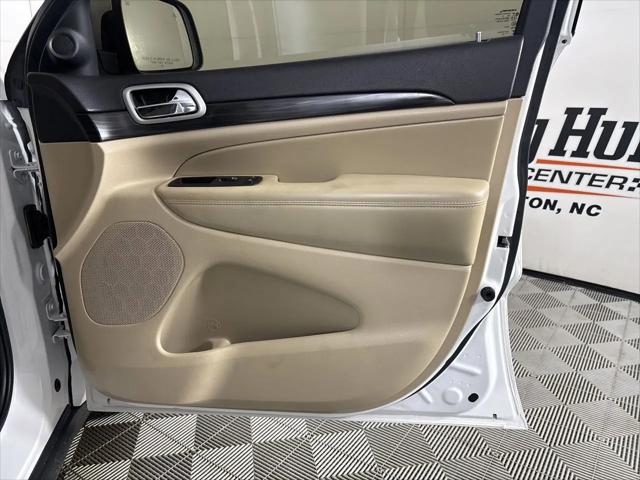 2021 Jeep Grand Cherokee Laredo E 4x2