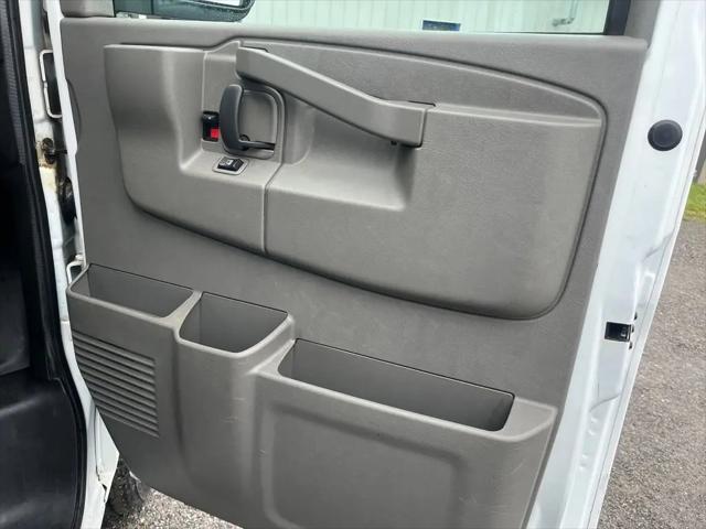 2020 Chevrolet Express Cargo Van RWD 2500 Regular Wheelbase WT