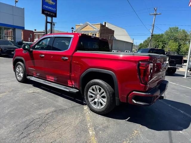 2023 GMC Sierra 1500 4WD Crew Cab Short Box Denali